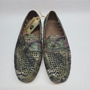 NWT Floafers Mossy Oak Country Club Driver Camo Loafers size Men’s 8